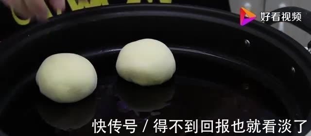 新吃法|玉米面独家新吃法，不用烫面，不烙饼，少油少盐，一顿1斤不够吃