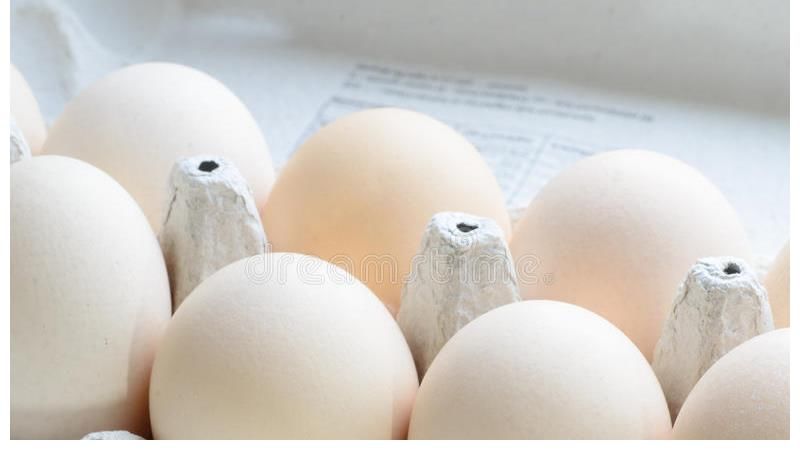 骨头|鸡蛋是骨质疏松“发物”？骨科主任：若想骨头强健，3物劝你少碰