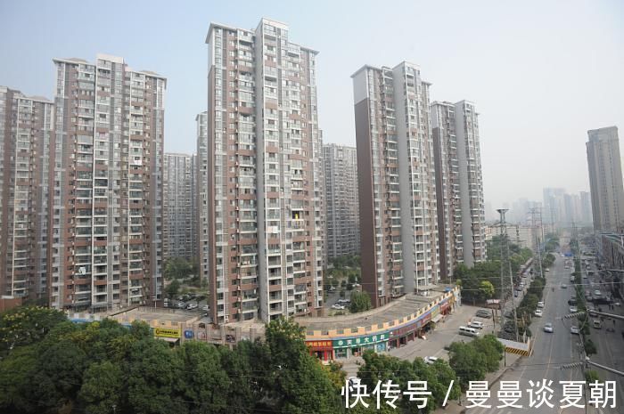 买房|买房时,为何很多人都不建议买二楼,过来人:这3个缺点会让你很糟心