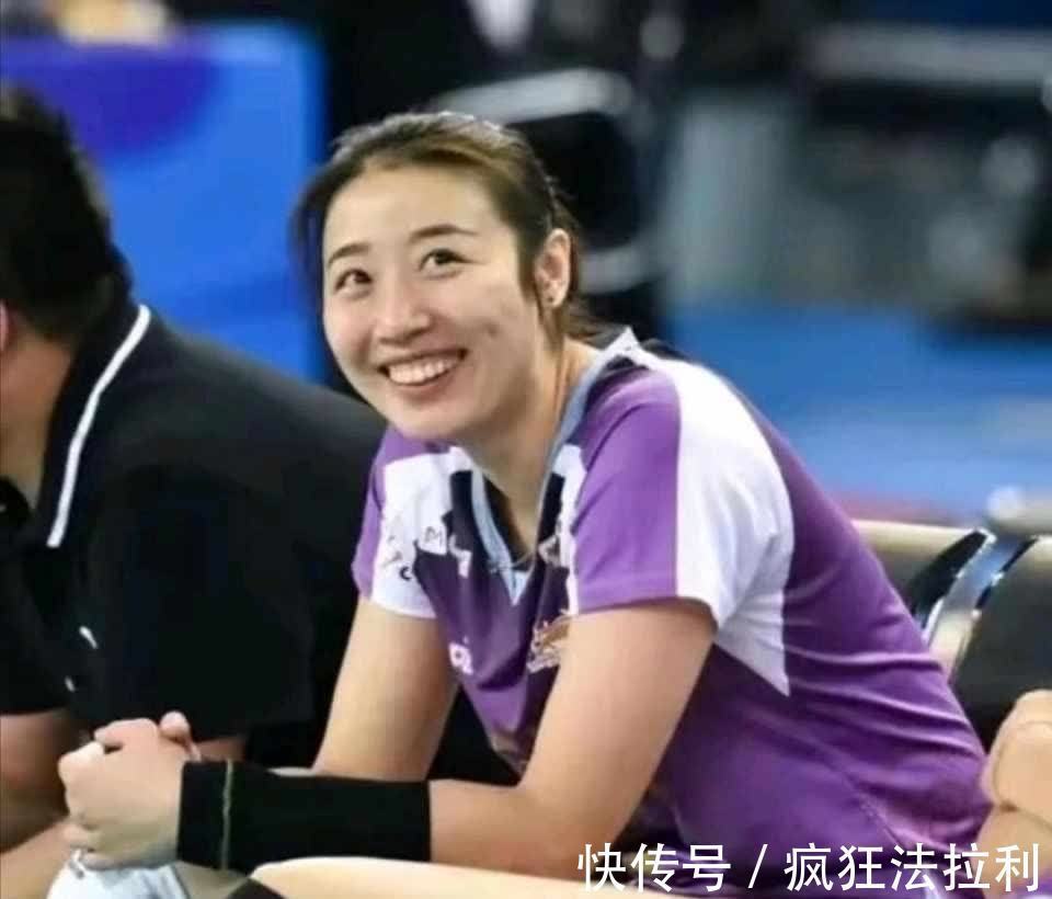 中国女排|丁霞转型当教练、姚迪伤病缠身!细数女排主二传:压力大不好当!