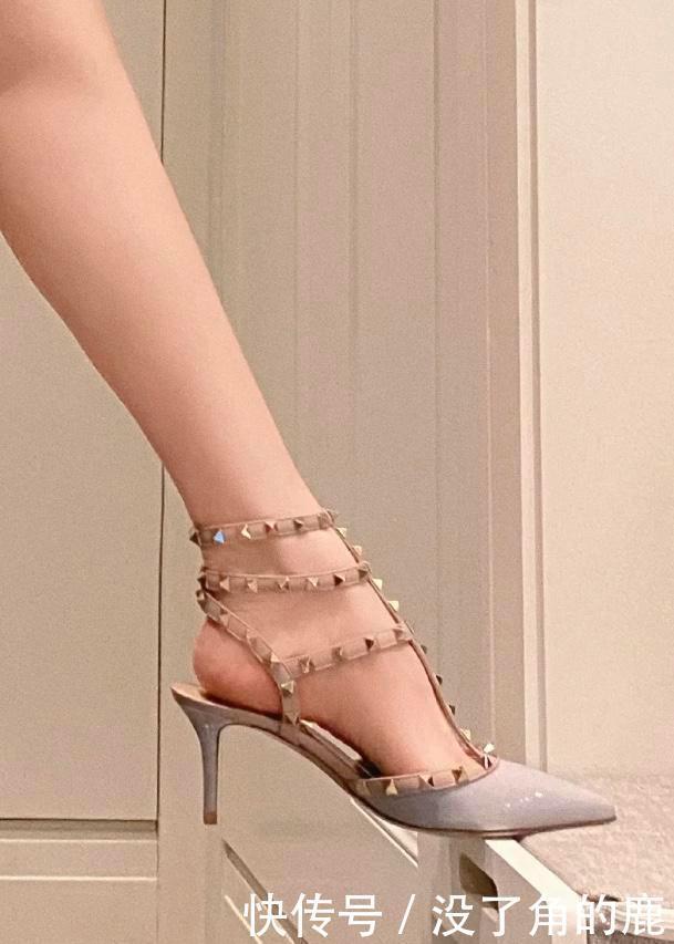 高跟鞋就是要好看!搭配网纱这两款,气质太突出