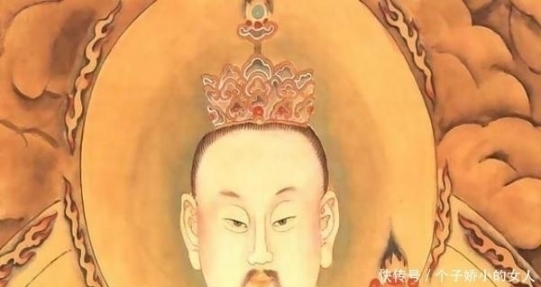 佛像!为何烧香时只点三根香,看后才明白,老祖宗留下来的规矩并不简单