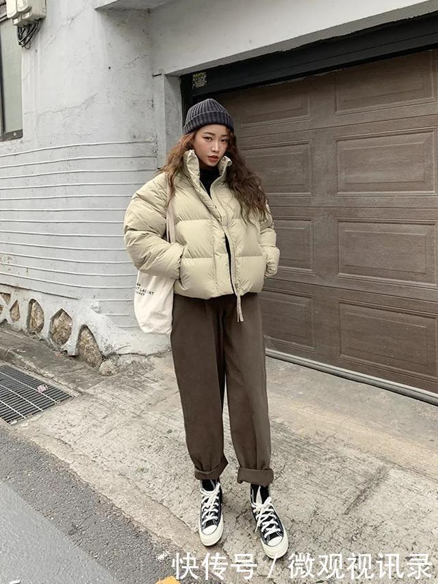 该穿羽绒服了!小个子冬天穿这4款最好看!最显高!最保暖
