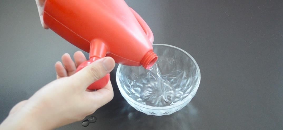 花露水倒进洗衣液里太实用了, 可惜很多人还不知道, 学会受用一生