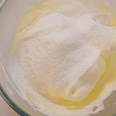 草莓脆皮蛋糕卷这么做，健康还营养，好妈妈要收藏