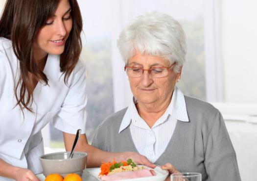 亚硝酸胺|隔夜菜有毒还致癌,不能吃?实验发现:除了这3种,其他吃也无妨