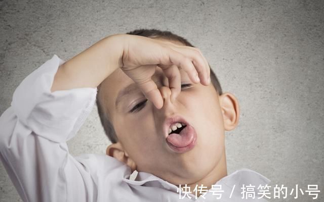 阳气不足|要想孩子不积食,这2种食物少给娃吃,吃的越多,孩子脾胃越弱