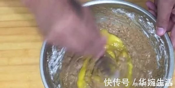 电饭煲|用电饭锅做的蛋糕又软又有弹性，你想怎么收就怎么收！