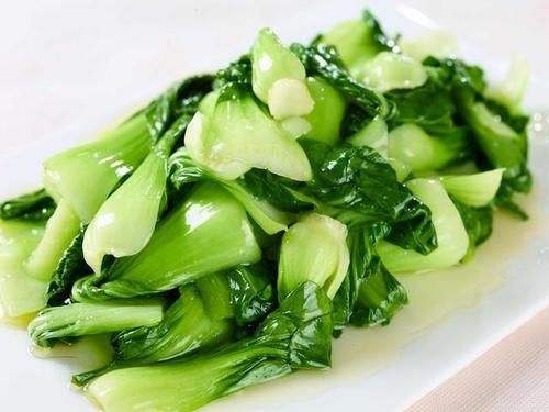 牛奶|补钙只能喝牛奶？4种蔬菜的钙含量比牛奶高，还可以防止便秘