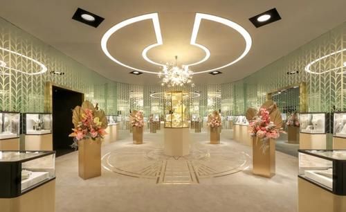 Tiffany 家最大的钻石，好闪！