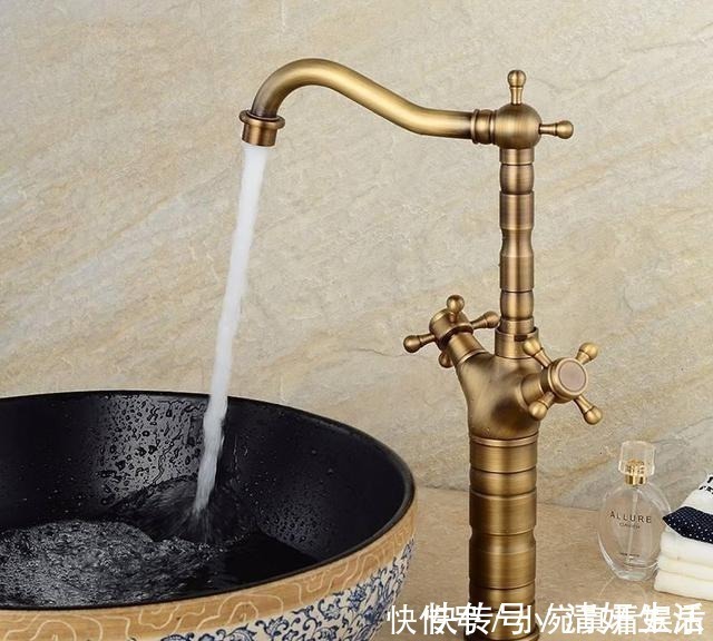 人体健康|不锈钢和全铜水龙头哪个好？装修老师傅：最好选这种，省钱实用