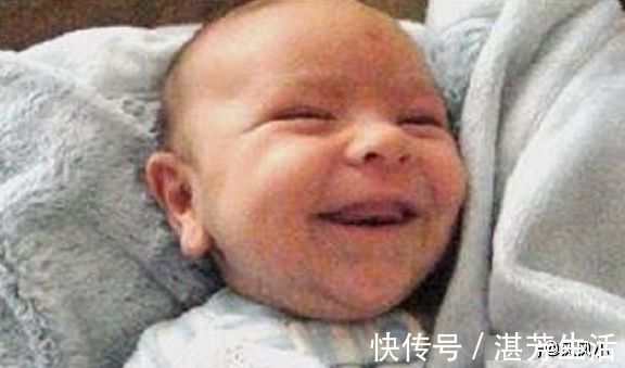 学习能力|宝宝有个动作会的越早,将来就越聪明,你家宝宝有吗?