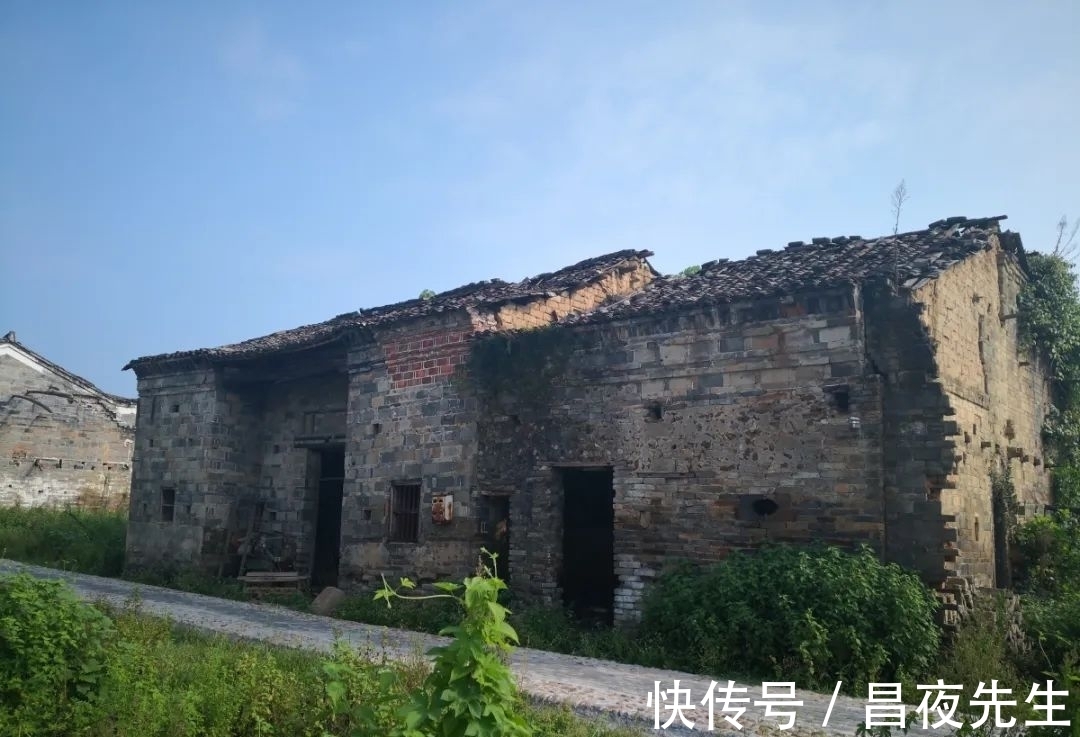 万黑古|江西抚州鲜为人知的千年古村落，古祠古建众多，山水环绕十分美丽