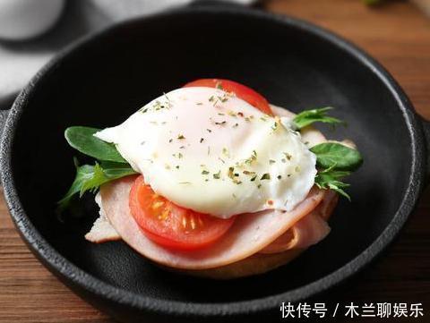 学会|煮荷包蛋总是散开有白沫学会3个小诀窍,煮出的鸡蛋又圆又滑嫩