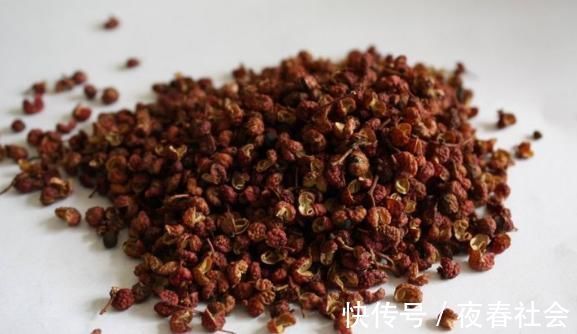 咳嗽|“花椒炖梨”,来自民间的咳嗽“土法”,不知你清楚吗!