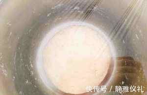 我家面粉不包饺子，不做包子，孩子最爱这样做，一周3次吃不够