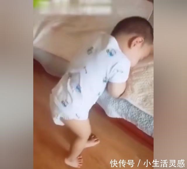 小宝宝|孩子正熟睡,妈妈掀开被子一看妈呀,睡姿太奇葩了!看完已笑喷!