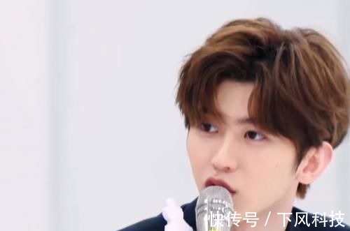 出场就被蔡徐坤重点关注,众学员羡慕不已,这是什么奇妙的缘分