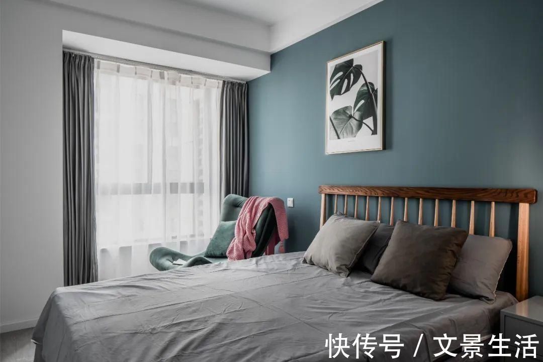 丹青色|89㎡现代简约,蓝色背景墙,搭配简约舒适软装,营造轻松时尚感