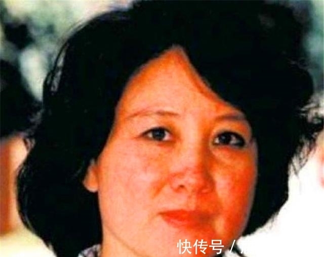 余秋雨$28年前马兰插足余秋雨婚姻,重建家庭后,如今终于懂了原配的痛苦