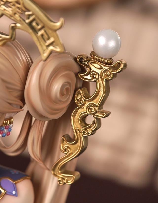 做成|文物被做成女性手办,还不止一次?网友:不买是不行了