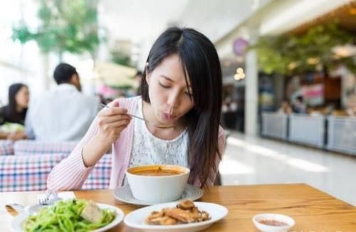 喝粥、吃面可以养胃吗？很多人都理解错了，快来看看正确答案
