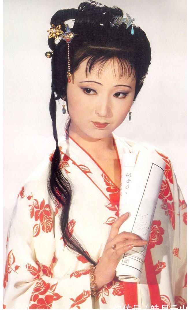 邓婕@87《红楼梦》王扶林说,她长得很漂亮,可惜一肚子草包,没文化