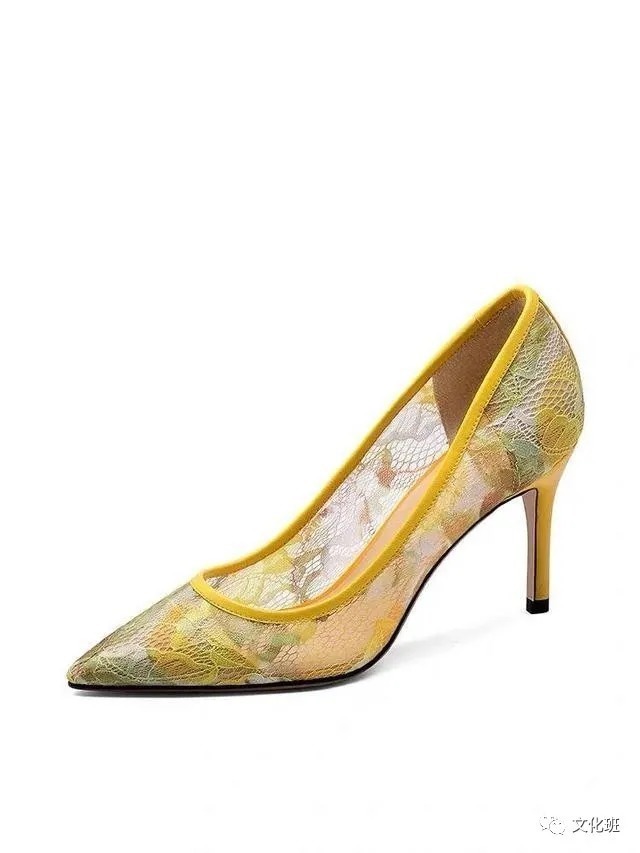 高跟 网纱蕾丝黑色高跟,简洁不失优雅,凸显女性气质美