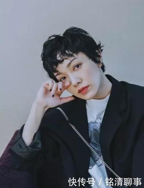 细卷|无论多大年纪的女人,都不要轻易尝试这3款发型,显老又土气