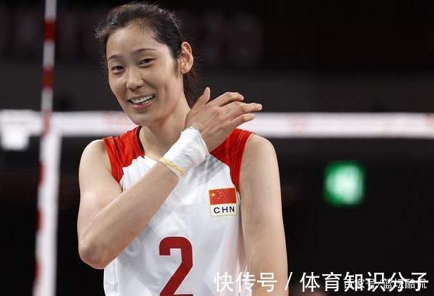 张常宁|朱婷彻底遭到弃用!从女排队长到无球可打,她的伤是个谜