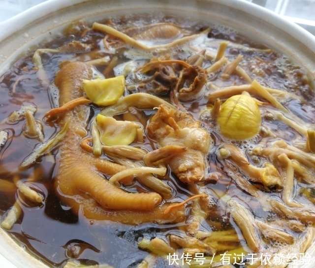 鲜香炖土鸡,满屋子香气,记忆中柴火鸡的味道