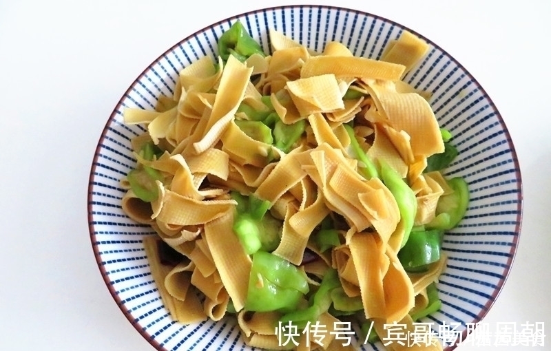 一家三口的幸福午餐，4道家常菜，成本20元，在家吃实惠又美味