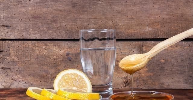 便秘把肠子“堵”住了,拉不出、肚子胖,常喝