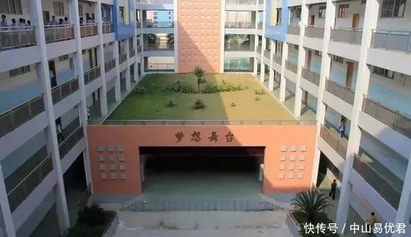 【名校巡礼】华附：被清华授予＂生源中学＂称号的学校有多厉害?