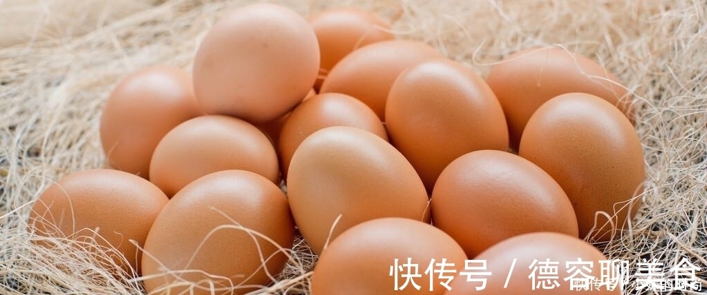 用土方法腌鸡蛋，不仅咸香入味，蛋黄各个流油起沙，做饭简单易学