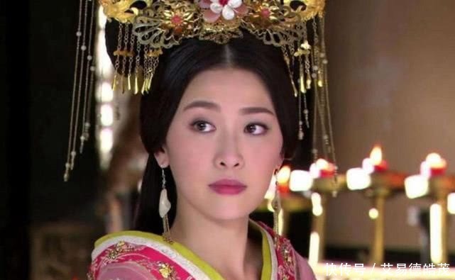 选中|她本不是被选中之人，却不曾想一舞被皇帝选中，从此改变一生