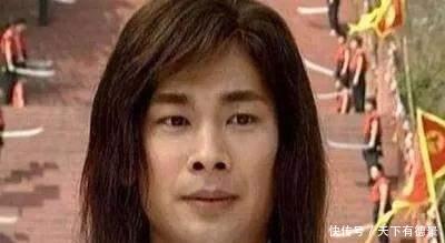 你适合披发还是扎发?关键要看这3点