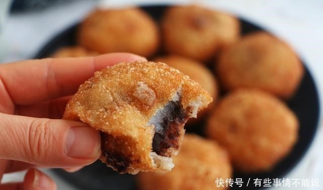 比汤圆更好吃的糯米粉做法,吃一次就上瘾,清脆爽口超解馋!