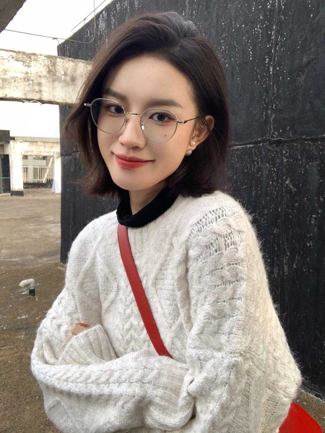 穿搭 降温了,这几位时尚博主把“毛衣”穿出高级感,保暖舒适又洋气!