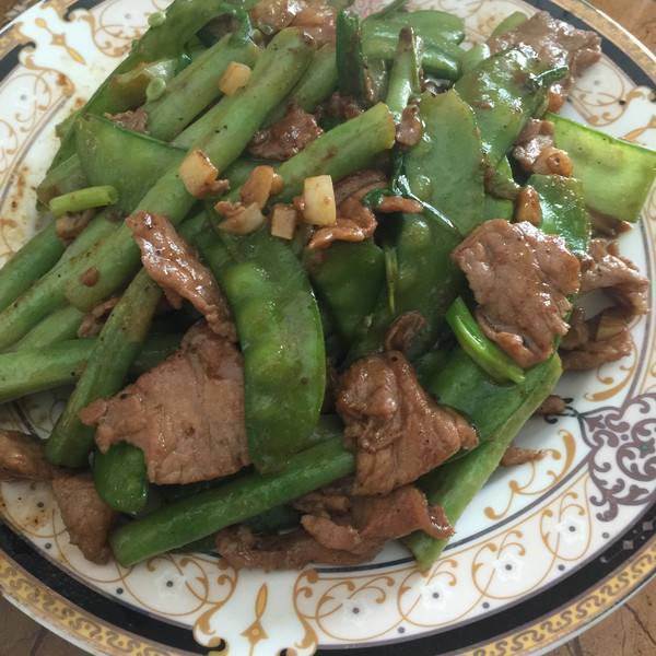 傻傻|炒猪肉时,别傻傻直接下锅!多加“这一步”,肉更鲜嫩入味