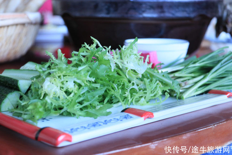 玻璃桥|落日余晖，一颦一笑染尽迷人秋色，遇见古老神秘之国—沂蒙山