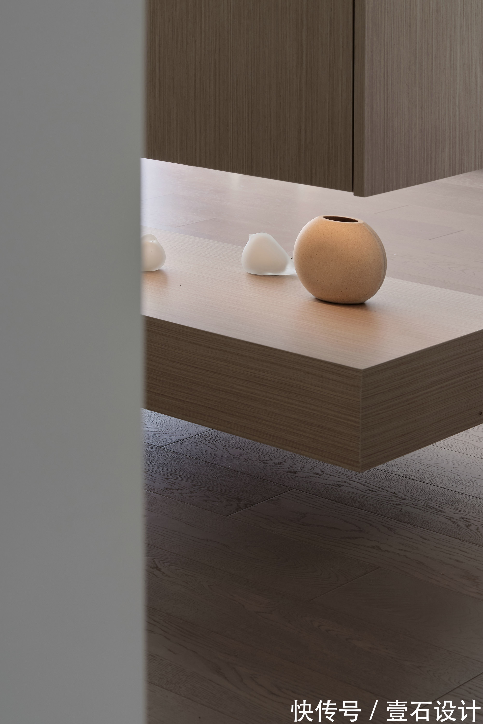 背景墙|129㎡现代简约风,空间互换优化采光