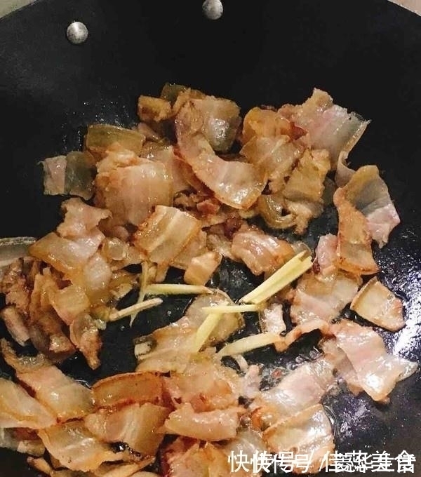 营养师随身查|腊肉和“它”天生一对，香到舔盘子，味道醇香口感棒，快收藏
