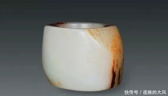 制成的扳指|玉扳指的前世今生,为何它最能体现男人的身份和地位?
