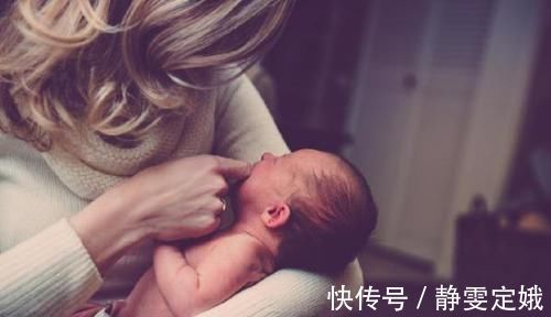 奶水|宝宝出生,第一口要吃什么很重要!是先喝奶还是先喝水