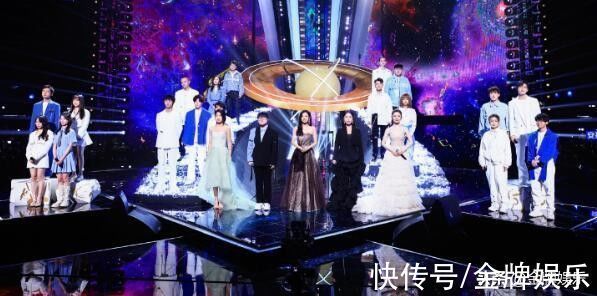 《好声音》决出总冠军!伍珂玥战胜王靖雯夺冠,是否实至名归