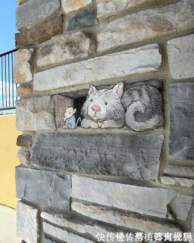 密歇根州!他用粉笔在街边“乱涂乱画”,吸引了百万粉丝,网友:能多来点吗