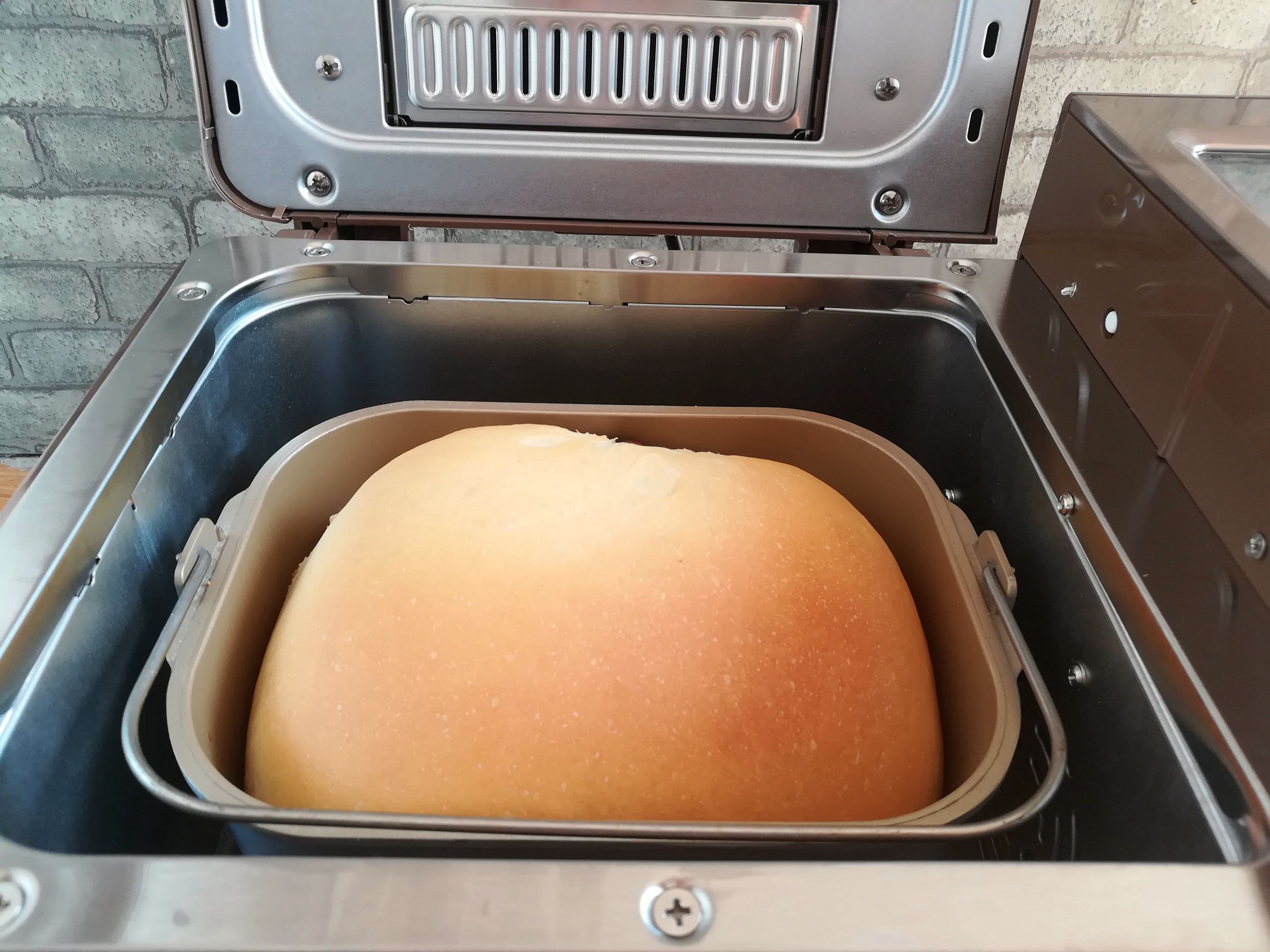 冬天，面包做出来像发糕？注意这3个细节，面包香甜又松软