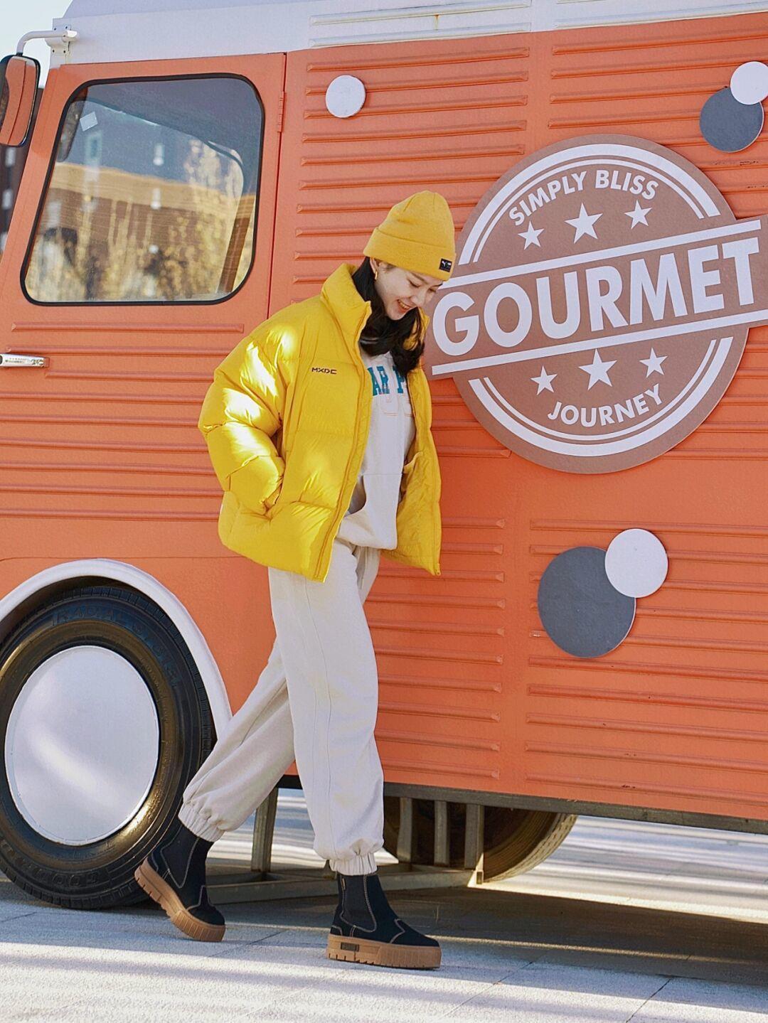 保暖|“羽绒服”撑起冬季的保暖与优雅,不老气、不扮嫩,穿出chic高级