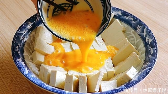  光盘|这样的炒豆腐，全家老小最喜欢，香嫩入味又下饭，上桌瞬间就光盘